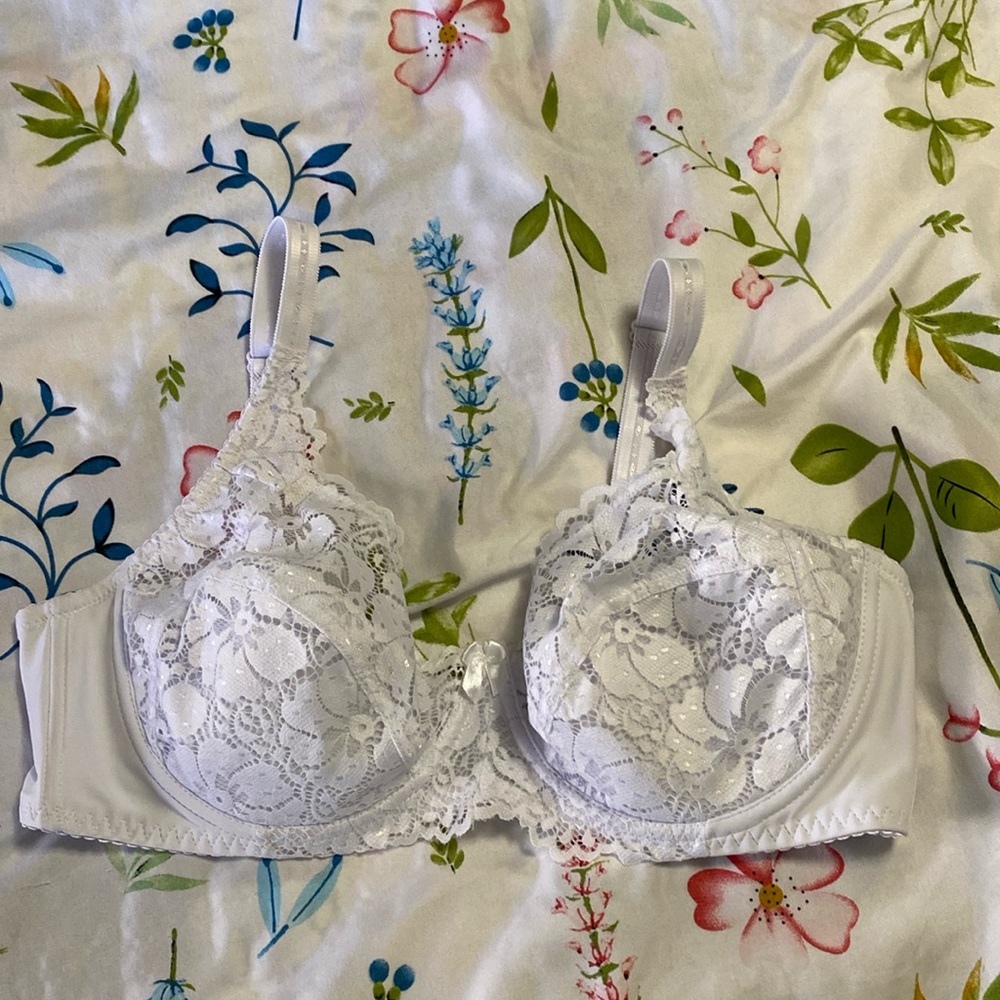 Lady’s underwire XL Bra